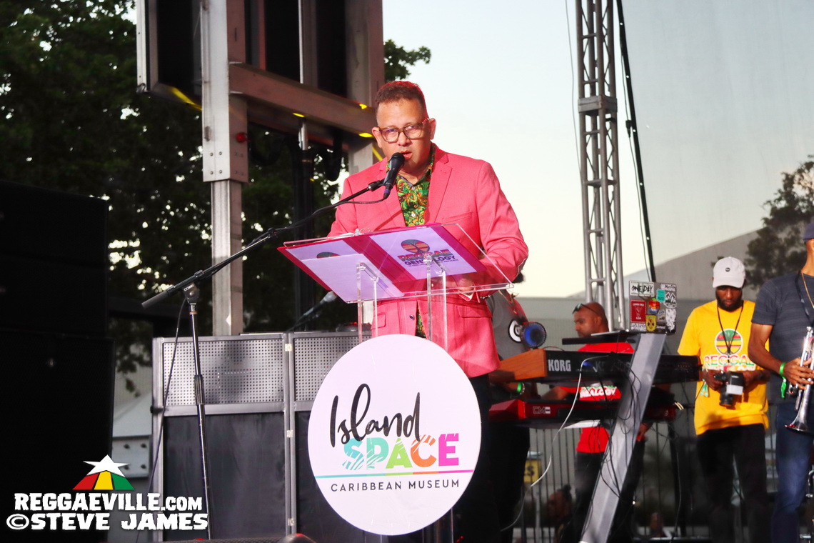 Inner Circle, Wayne Wonder, Donovan Germain, Shuga, Ernie Smith