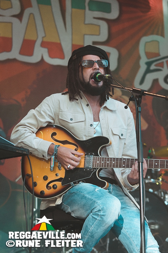 Rik Jam, The Rising Suns, Chuck Fenda, Akeem Garrison