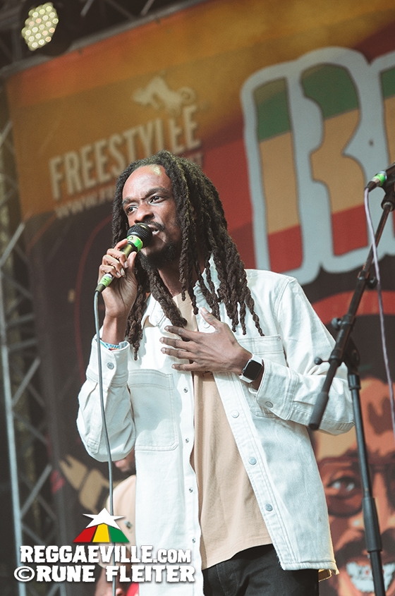 Rik Jam, The Rising Suns, Chuck Fenda, Akeem Garrison