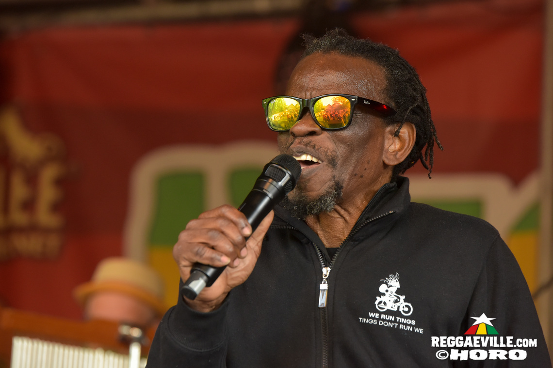 Ganjaman, Roughhouse, Sofa Connection feat. Cheer Up Trio