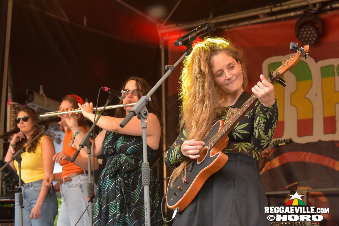 Tòke, Luisa Laakmann, Navigation System