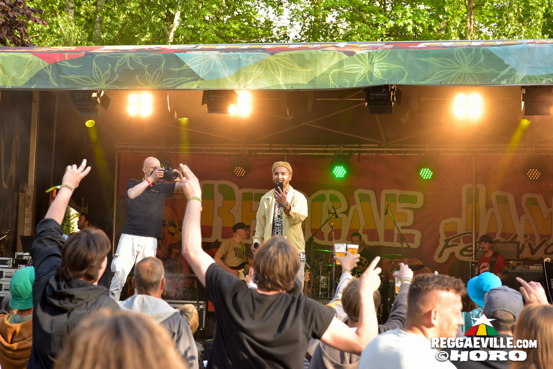 Tòke, Luisa Laakmann, Navigation System