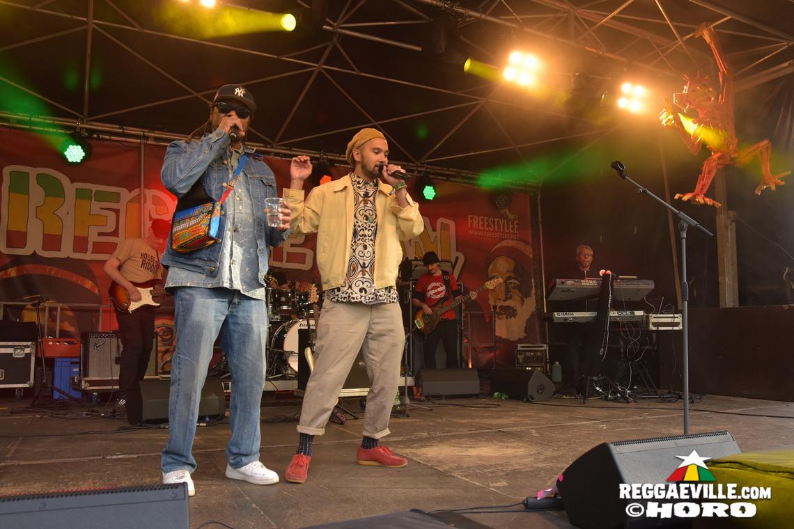 Tòke, Luisa Laakmann, Navigation System