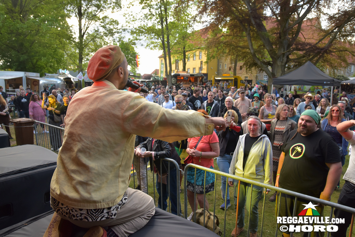 Tòke, Luisa Laakmann, Navigation System