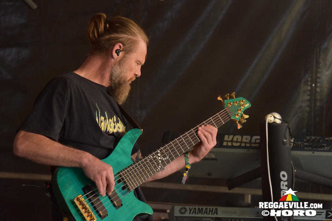 Tòke, Luisa Laakmann, Navigation System