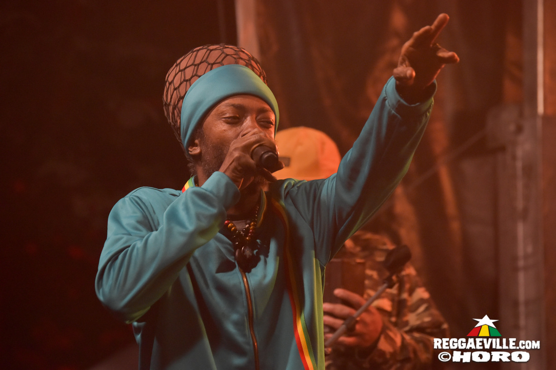 I Wayne, Unstoppable Fyah, INTI