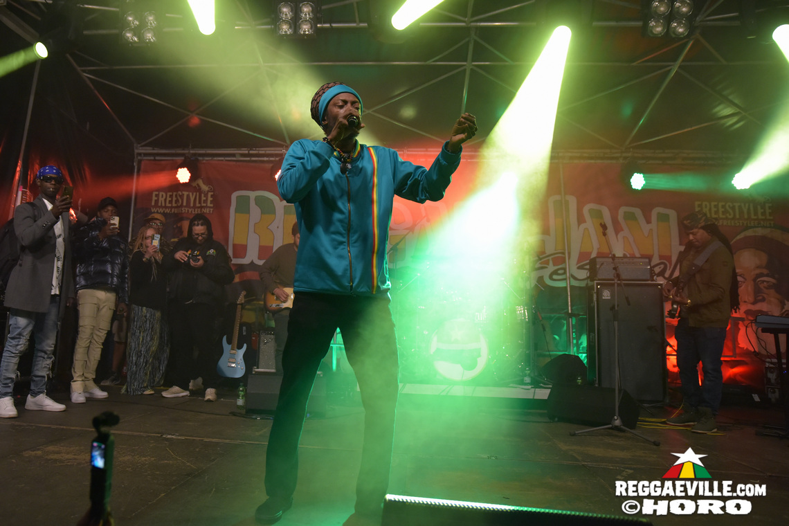 I Wayne, Unstoppable Fyah, INTI