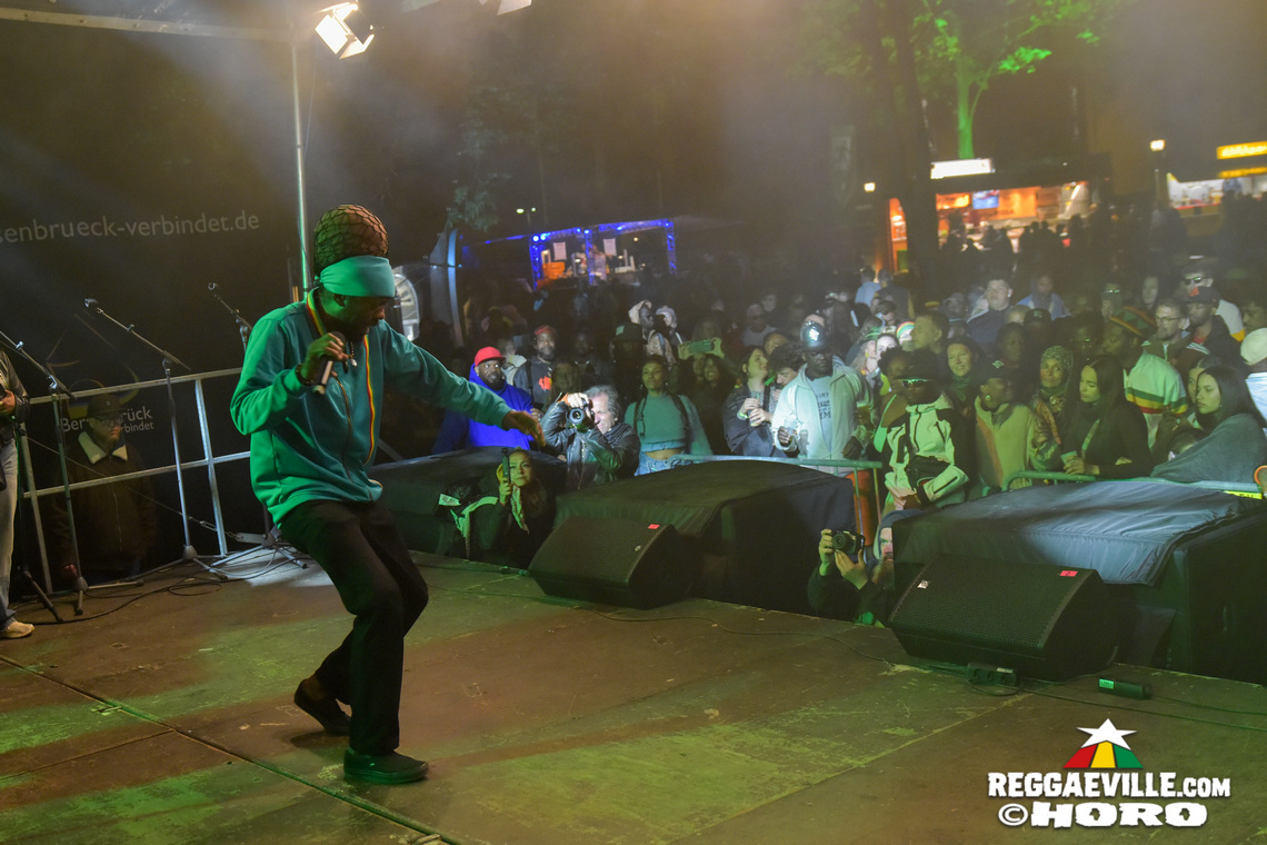 I Wayne, Unstoppable Fyah, INTI