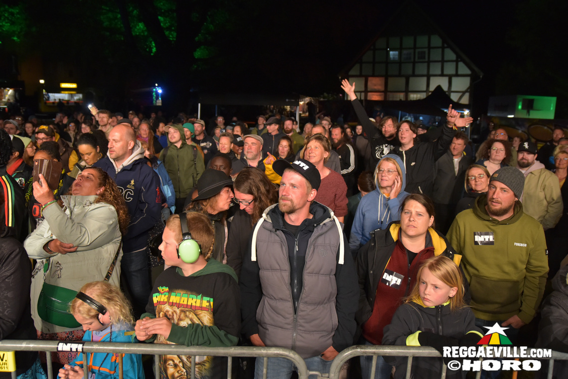 I Wayne, Unstoppable Fyah, INTI