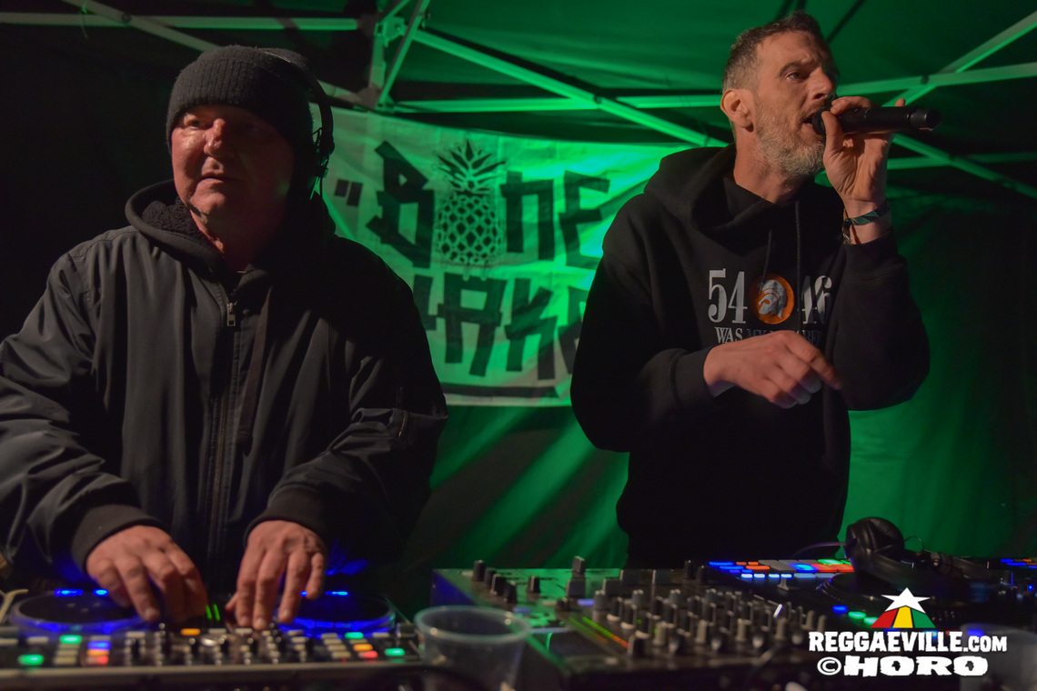 I Wayne, Unstoppable Fyah, INTI