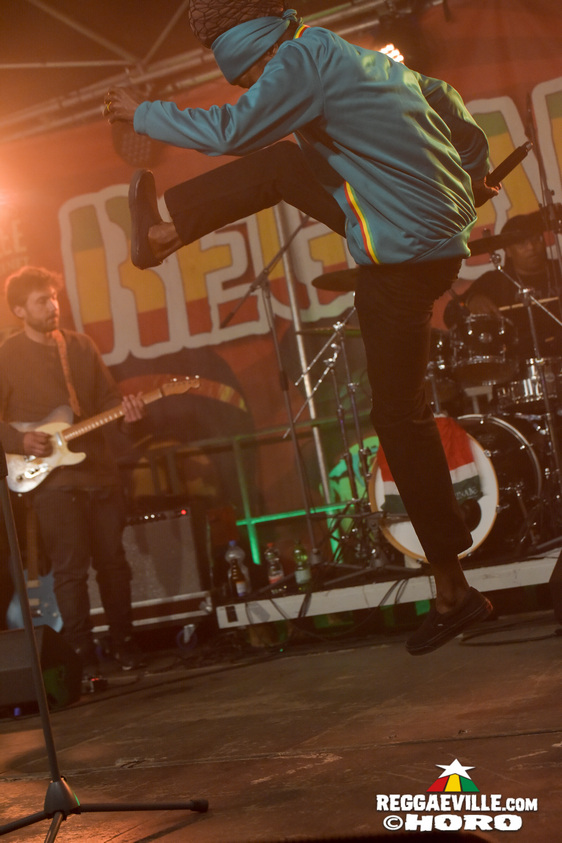 I Wayne, Unstoppable Fyah, INTI