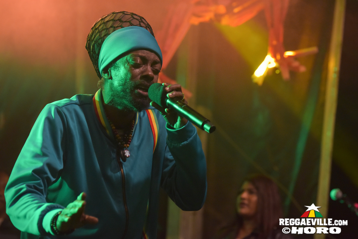 I Wayne, Unstoppable Fyah, INTI