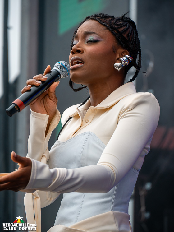 Sevana, Kabaka Pyramid, Steel Pulse