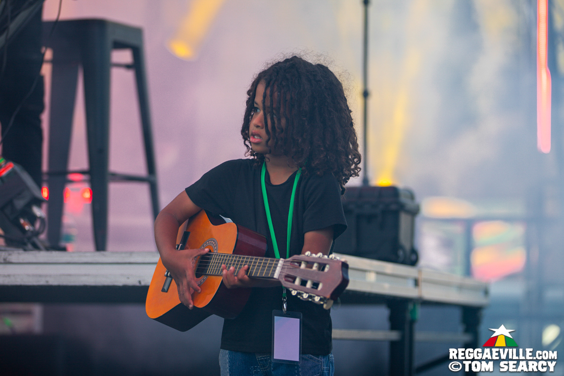 Keznamdi, Blvk H3ro, Andrew Bees