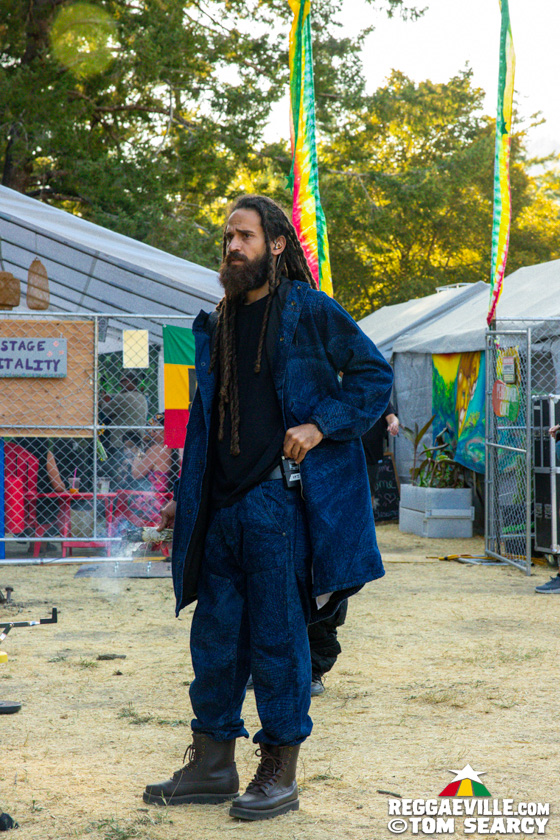 Keznamdi, Blvk H3ro, Andrew Bees