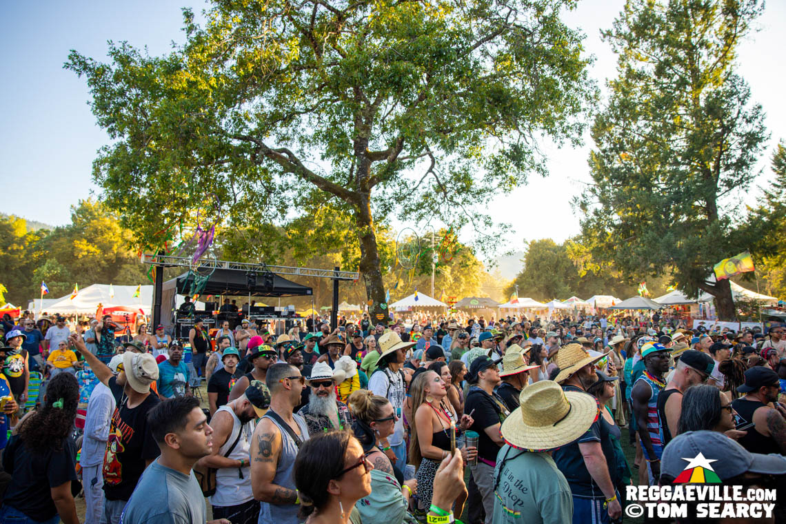 Keznamdi, Blvk H3ro, Andrew Bees