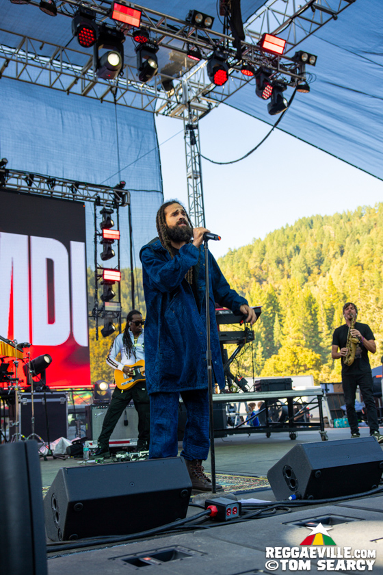 Keznamdi, Blvk H3ro, Andrew Bees