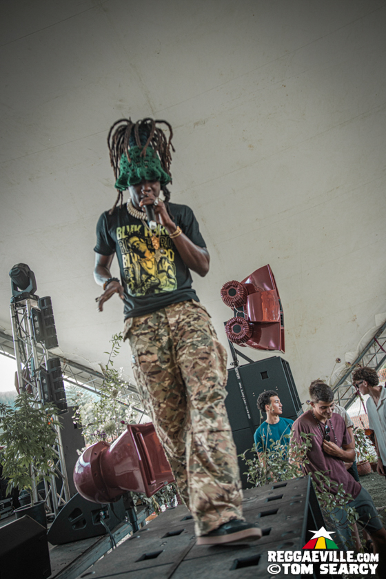 Keznamdi, Blvk H3ro, Andrew Bees