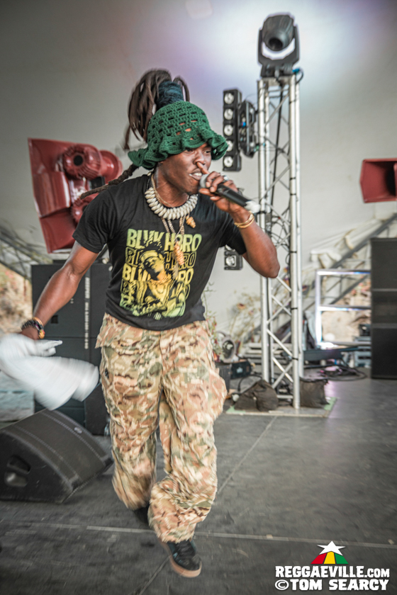 Keznamdi, Blvk H3ro, Andrew Bees