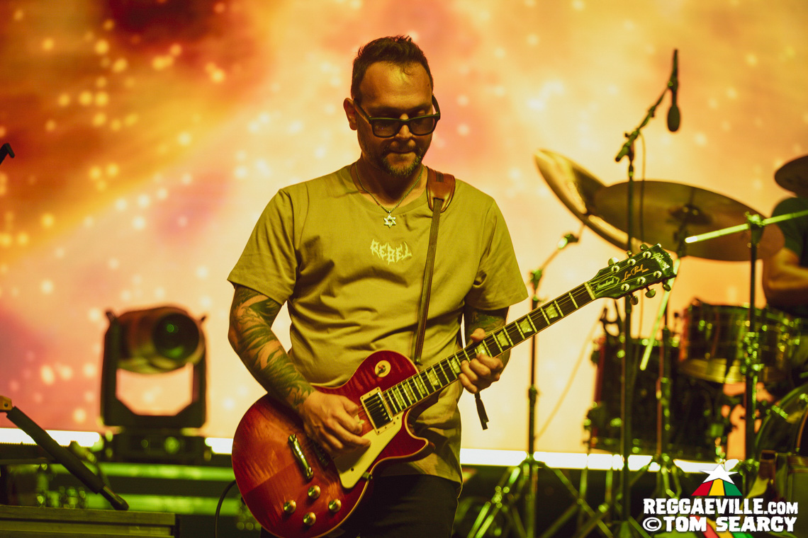 Keznamdi, Blvk H3ro, Andrew Bees