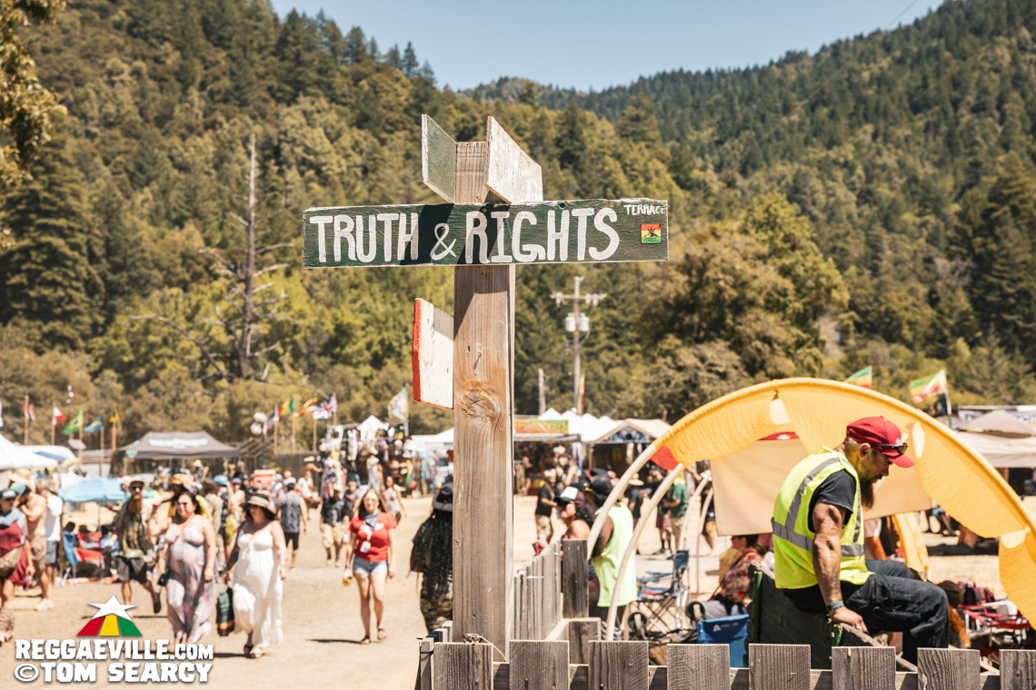 Hempress Sativa, Turbulence, M Dot R