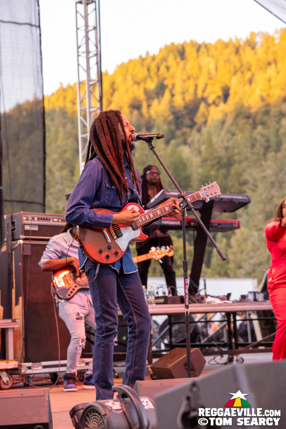 Julian Marley, Mr. Vegas, Tarrus Riley & Dean Fraser