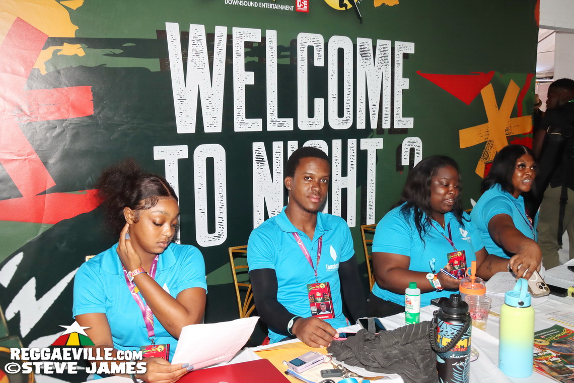 I Wayne, Pressure Busspipe, Bugle