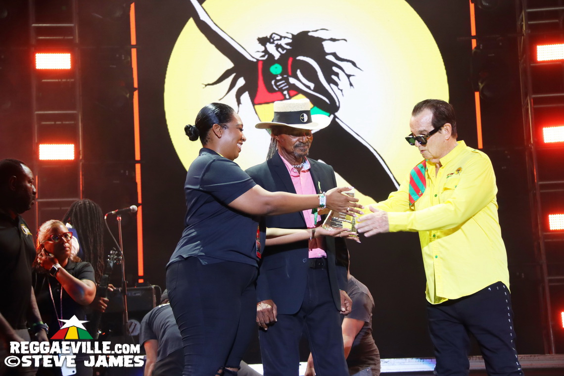 I Wayne, Pressure Busspipe, Bugle