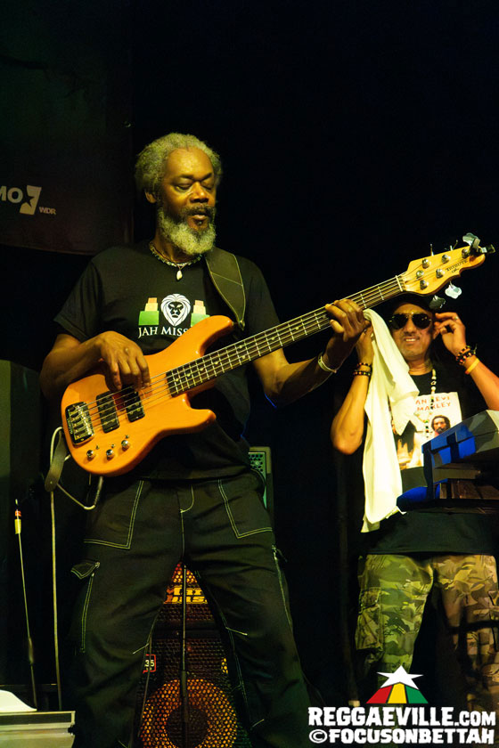 Ijahman Levi, Culture feat. Kenyatta Hill