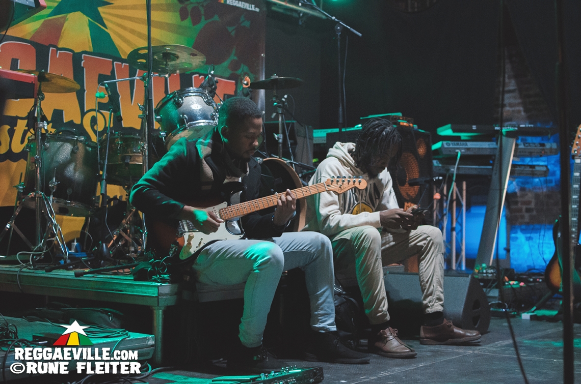 Tori Lattore, Janeel Mills, Backstage & Impressions