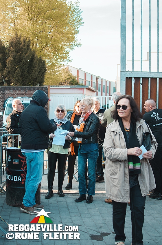 Tori Lattore, Janeel Mills, Backstage & Impressions