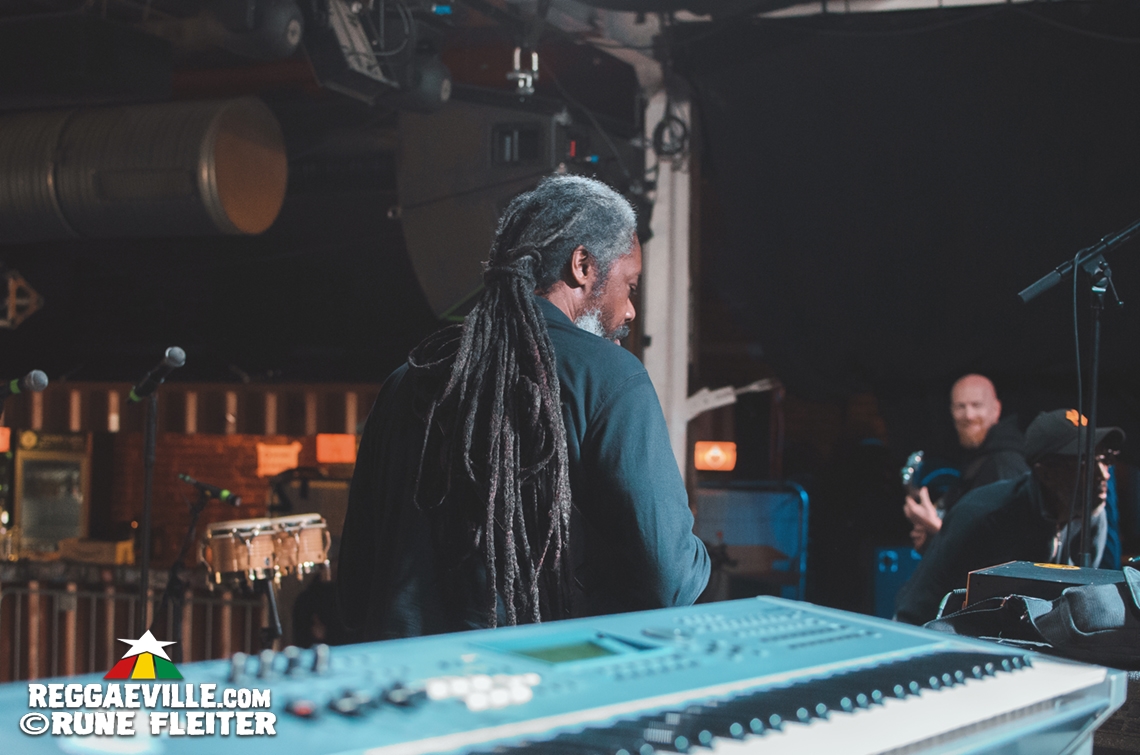 Tori Lattore, Janeel Mills, Backstage & Impressions