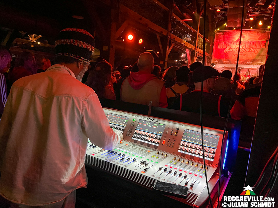 Ijahman Levi, Culture feat. Kenyatta Hill