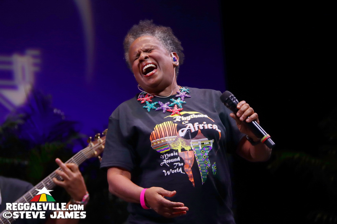 Ken Boothe, Willie Stewart, Demola, Jiggy Jack & Jacky Ambroise