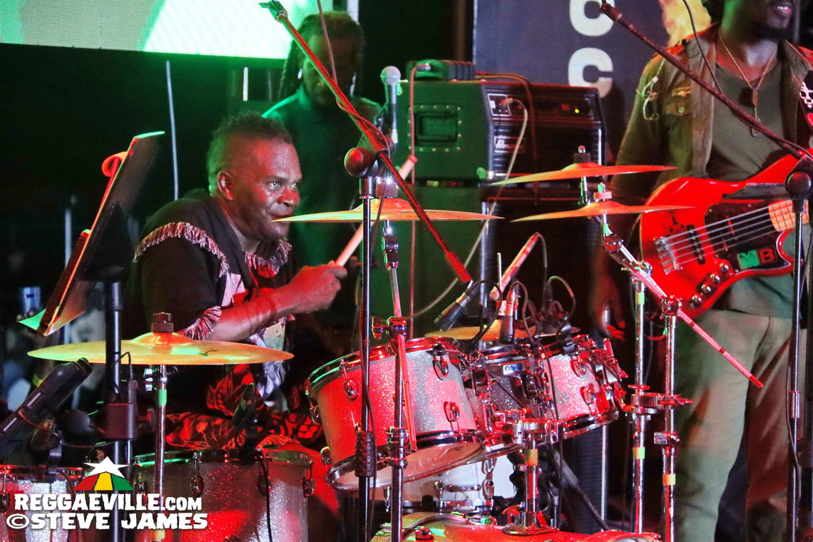 Sizzla, Bounty Killer, Spragga Benz, Nesbeth, Etana