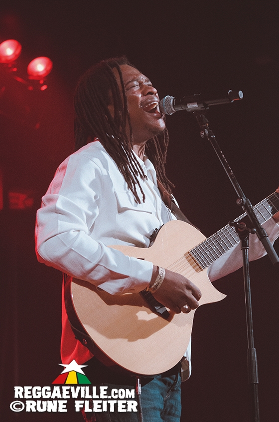 Kumar Fyah, Treesha, Inti Ayvar Waltz, Milaa