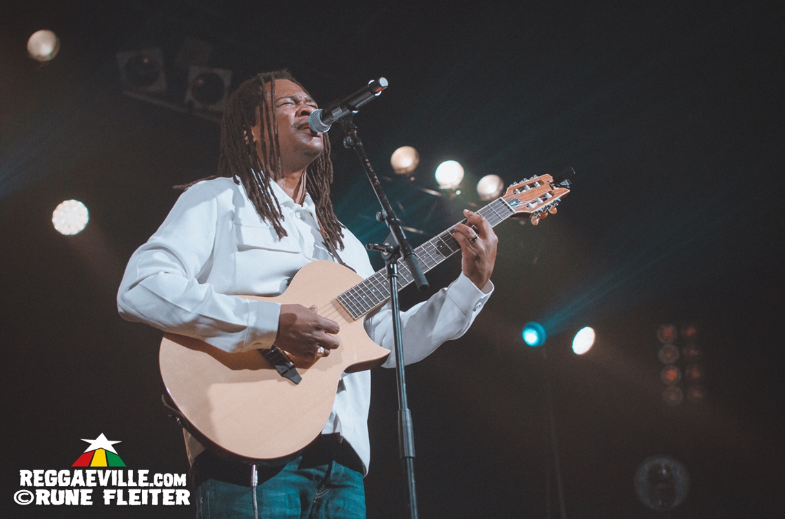 Kumar Fyah, Treesha, Inti Ayvar Waltz, Milaa