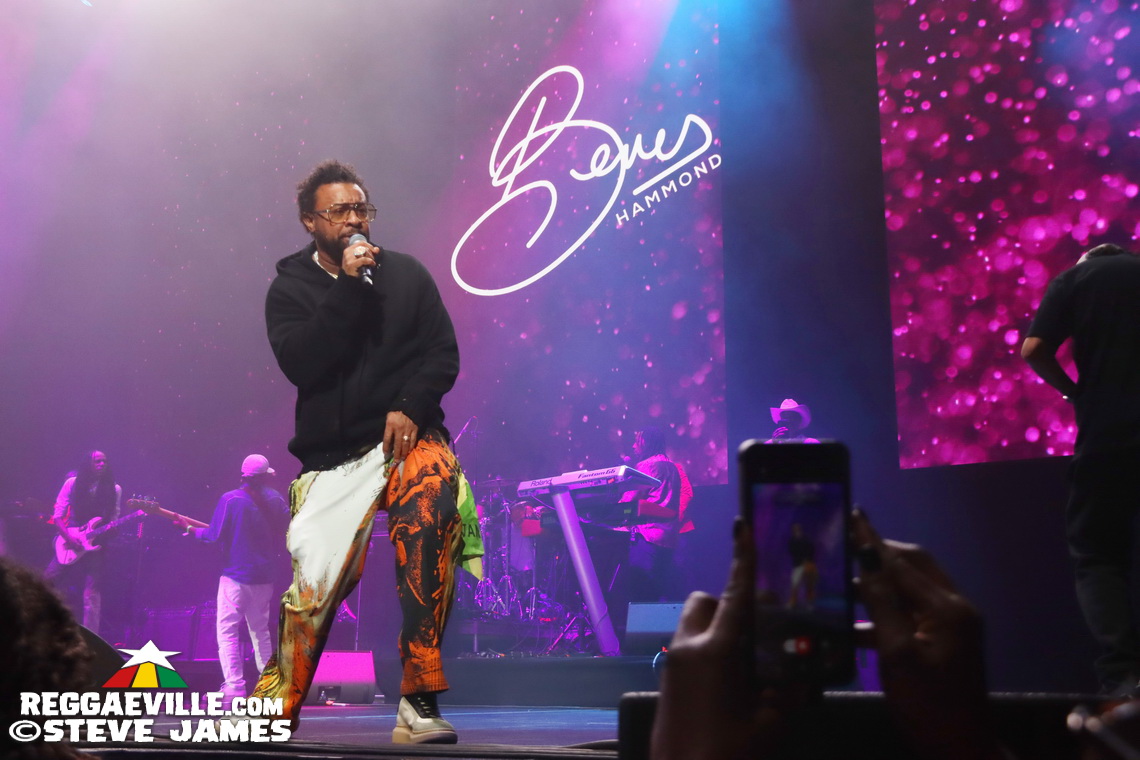 Beres Hammond, Sean Paul, Shaggy