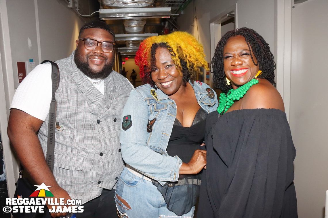 Sizzla, Etana, Lady G, Admiral Tibet