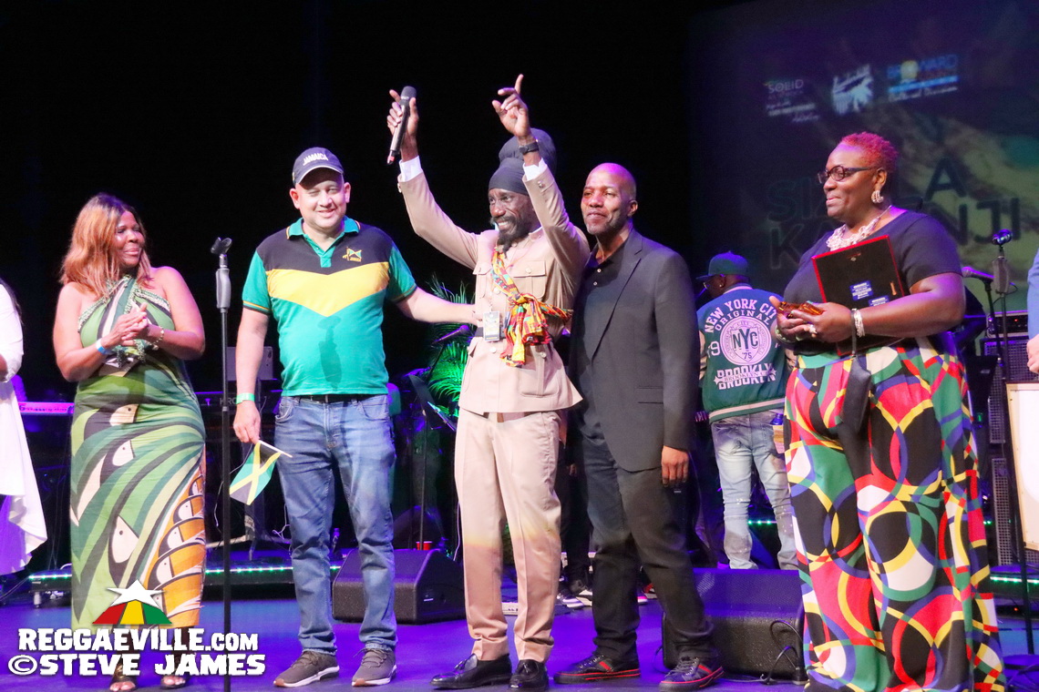 Sizzla, Etana, Lady G, Admiral Tibet