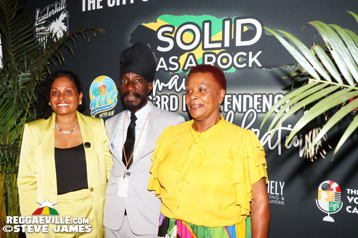 Sizzla, Etana, Lady G, Admiral Tibet