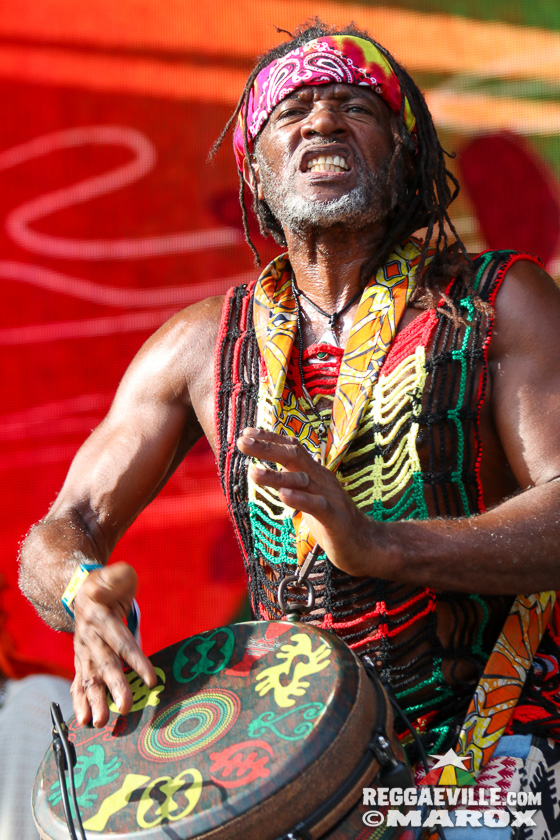 Eesah, Third World with Kumar, Baracca Republic