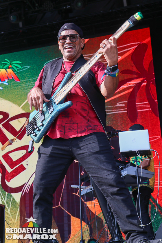 Eesah, Third World with Kumar, Baracca Republic