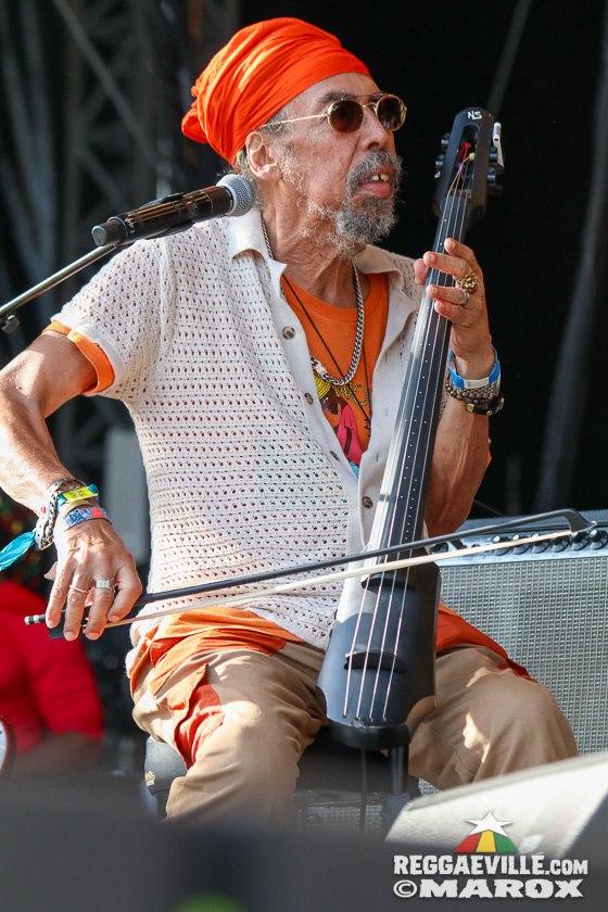 Eesah, Third World with Kumar, Baracca Republic