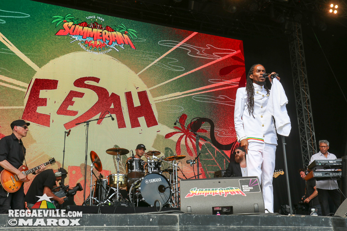 Eesah, Third World with Kumar, Baracca Republic