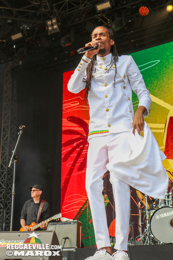 Eesah, Third World with Kumar, Baracca Republic