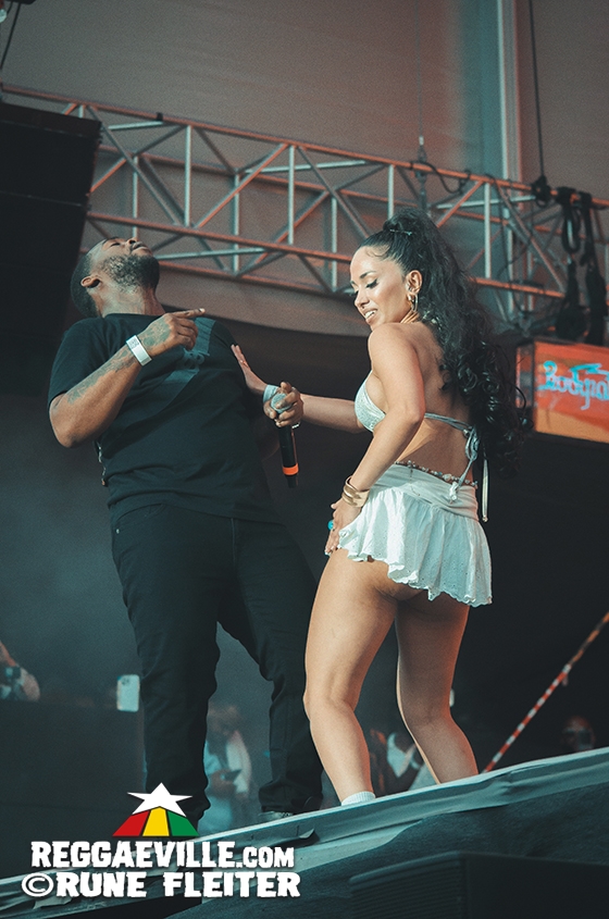 Shenseea, Teejay
