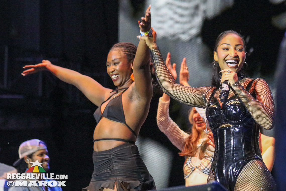 Shenseea, Teejay