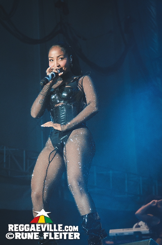 Shenseea, Teejay