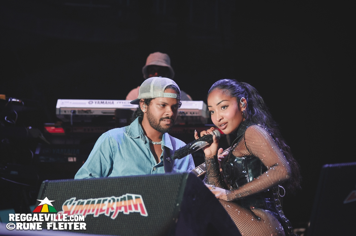 Shenseea, Teejay